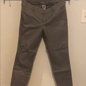 Old Navy gray pixie pants